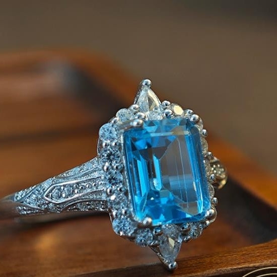 Sea blue topaz ring gemstone ring set with 925 silver female niche high-end light luxury Image 2