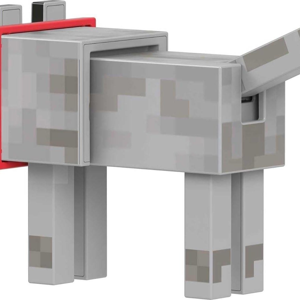 Mattel Minecraft Diamond Level Wolf Action Figure and Die-Cast Accessories Collectible Toy Inspired by Video Game 5.5 Image 2