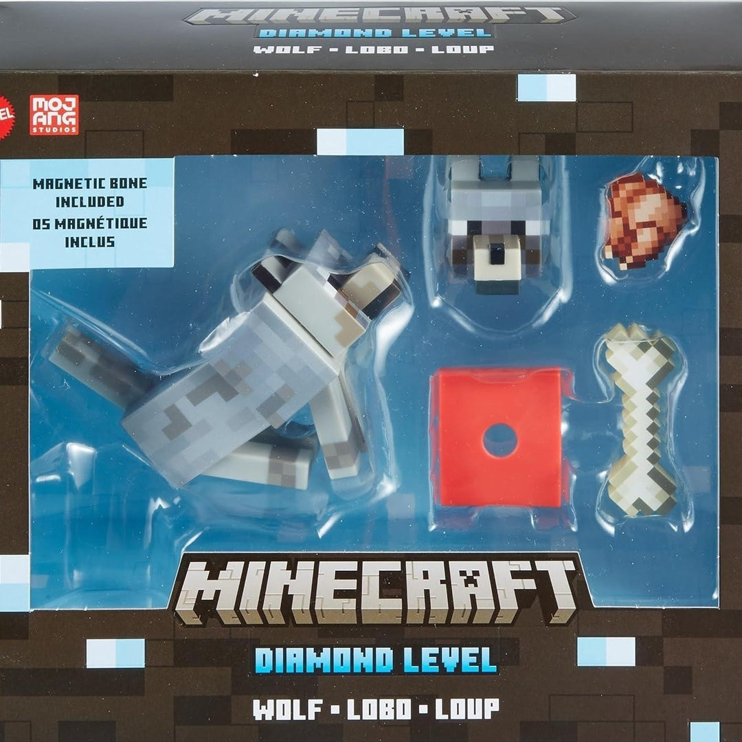 Mattel Minecraft Diamond Level Wolf Action Figure and Die-Cast Accessories Collectible Toy Inspired by Video Game 5.5 Image 4