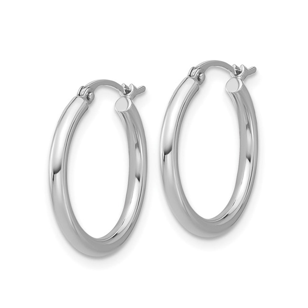 Platinum Polished Classic Round Hoop Earrings (2mm Thick 3/4 inch wide) Image 2