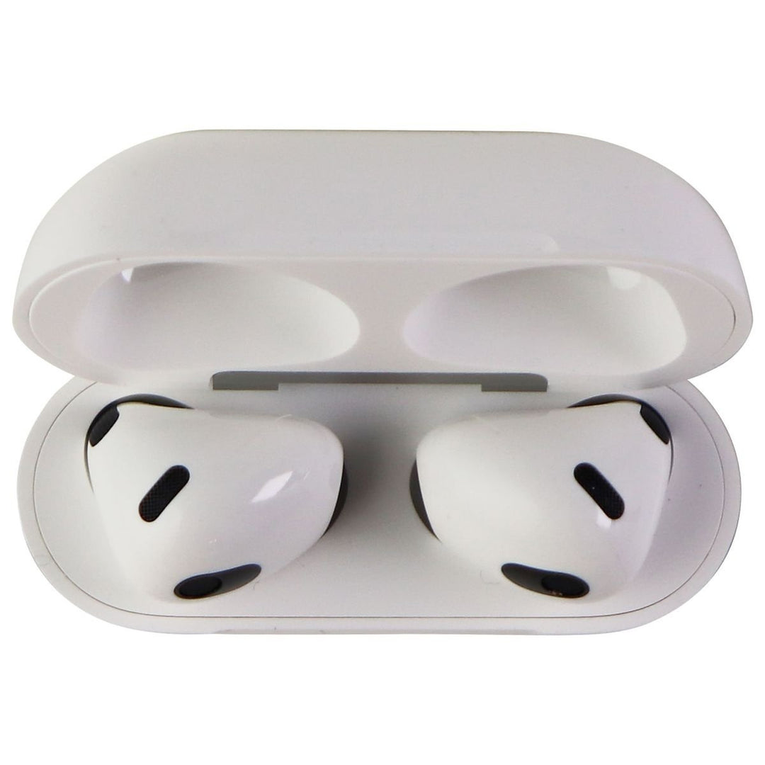 Apple AirPods (3rd Gen) - White (MME73AM/A / A2566) with MagSafe Charging Case Image 4