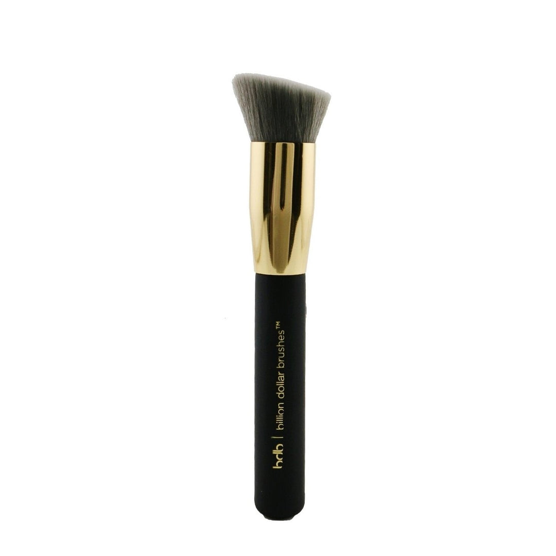 Billion Dollar Brows Contour Brush Image 4