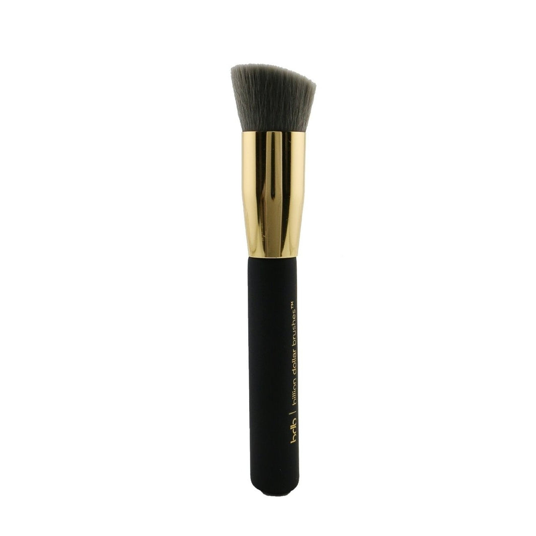 Billion Dollar Brows Contour Brush Image 4