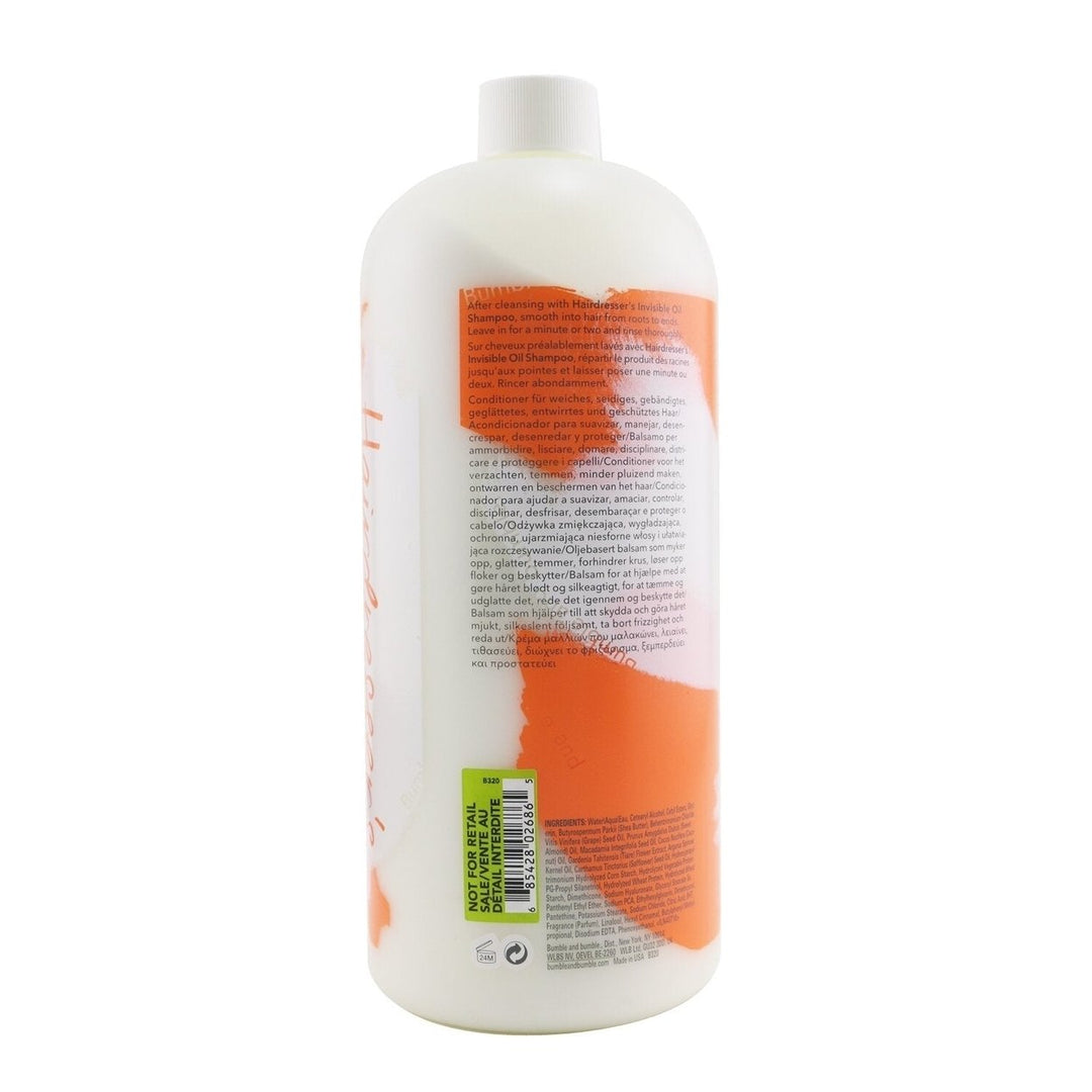 Bumble and Bumble Bb. Hairdressers Invisible Oil Conditioner (Dry to Very Dry Hair) 1000ml/33.8oz Image 4