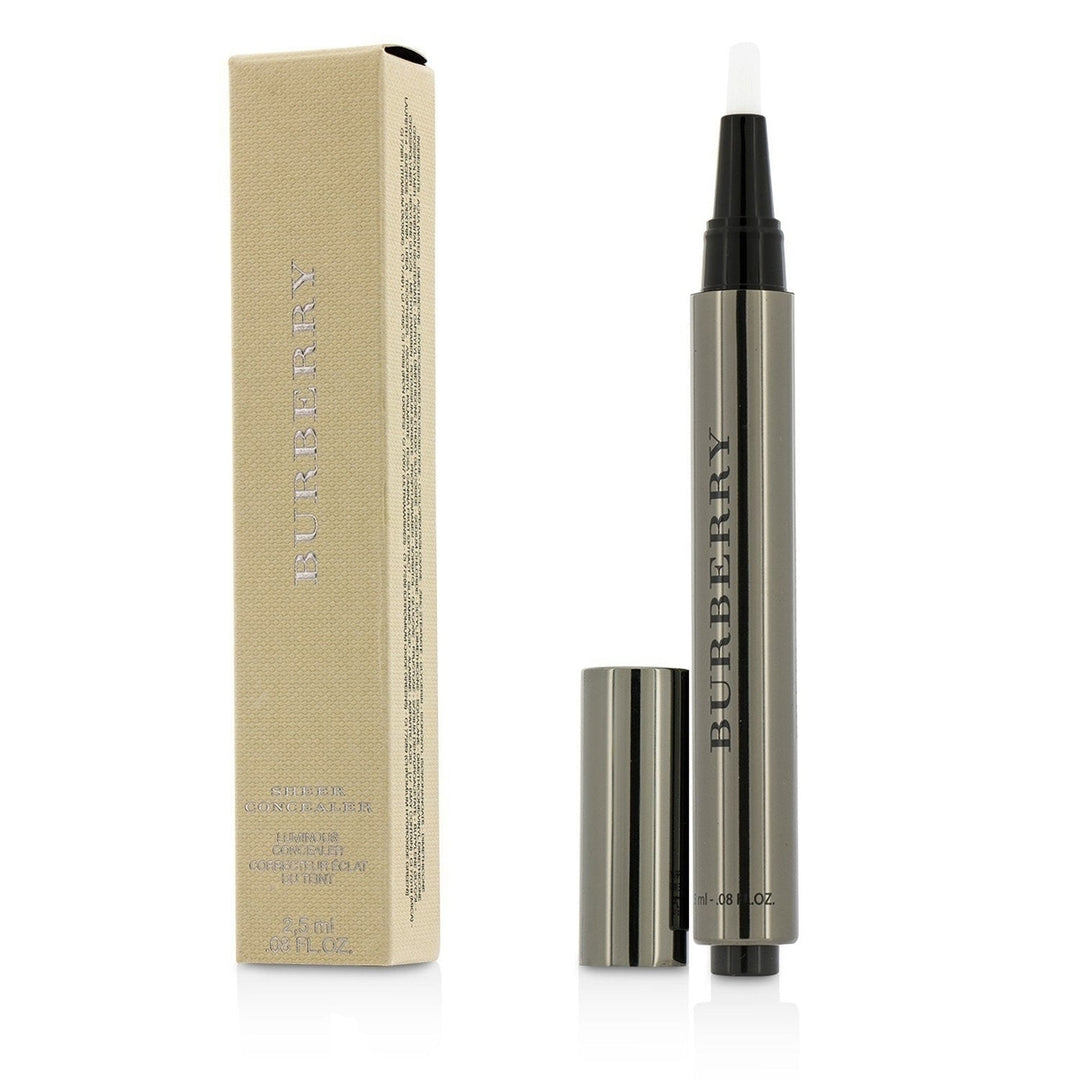 Burberry Sheer Luminous Concealer - No. 01 Light Beige 2.5ml/0.08oz Image 4