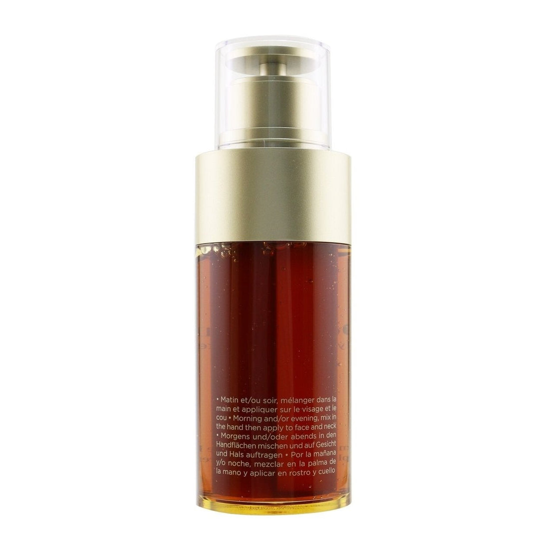 Clarins Double Serum (Hydric + Lipidic System) Complete Age Control Concentrate (Deluxe Edition) 75ml/2.5oz Image 3