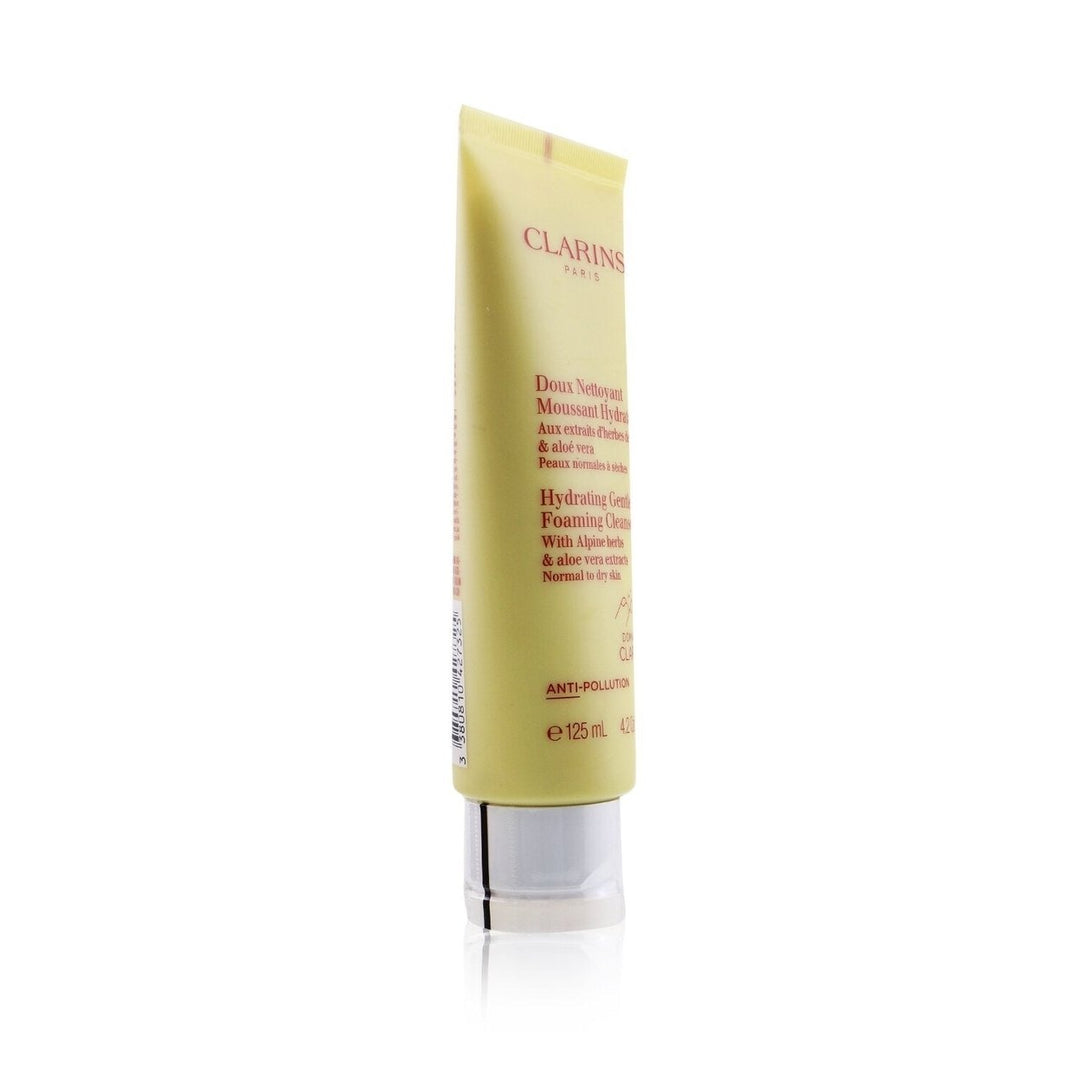 Clarins Hydrating Gentle Foaming Cleanser with Alpine Herbs and Aloe Vera Extracts - Normal to Dry Skin 125ml/4.2oz Image 2