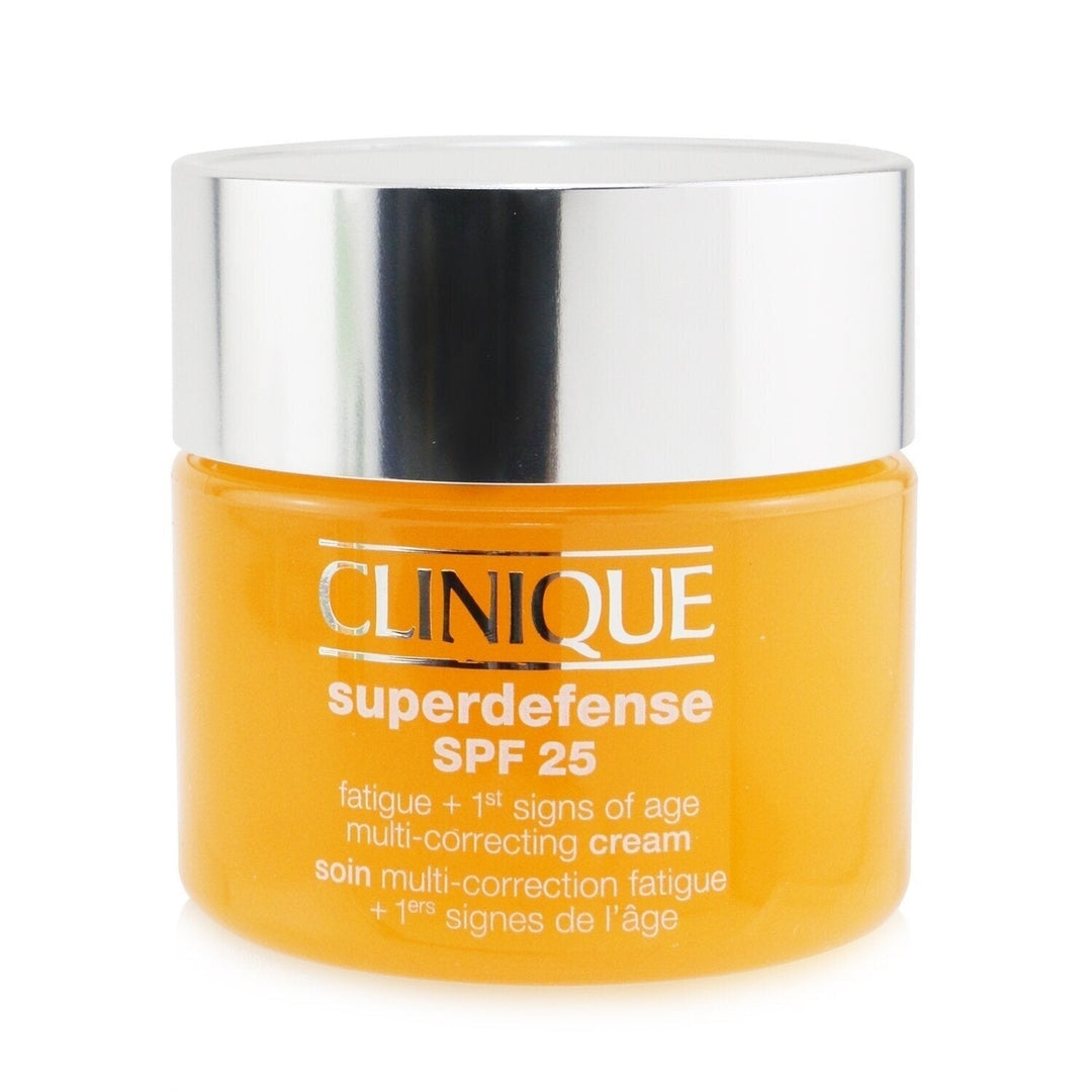 Clinique Superdefense SPF 25 Fatigue + 1st Signs Of Age Multi-Correcting Cream - Very Dry to Dry Combination 30ml/1oz Image 2