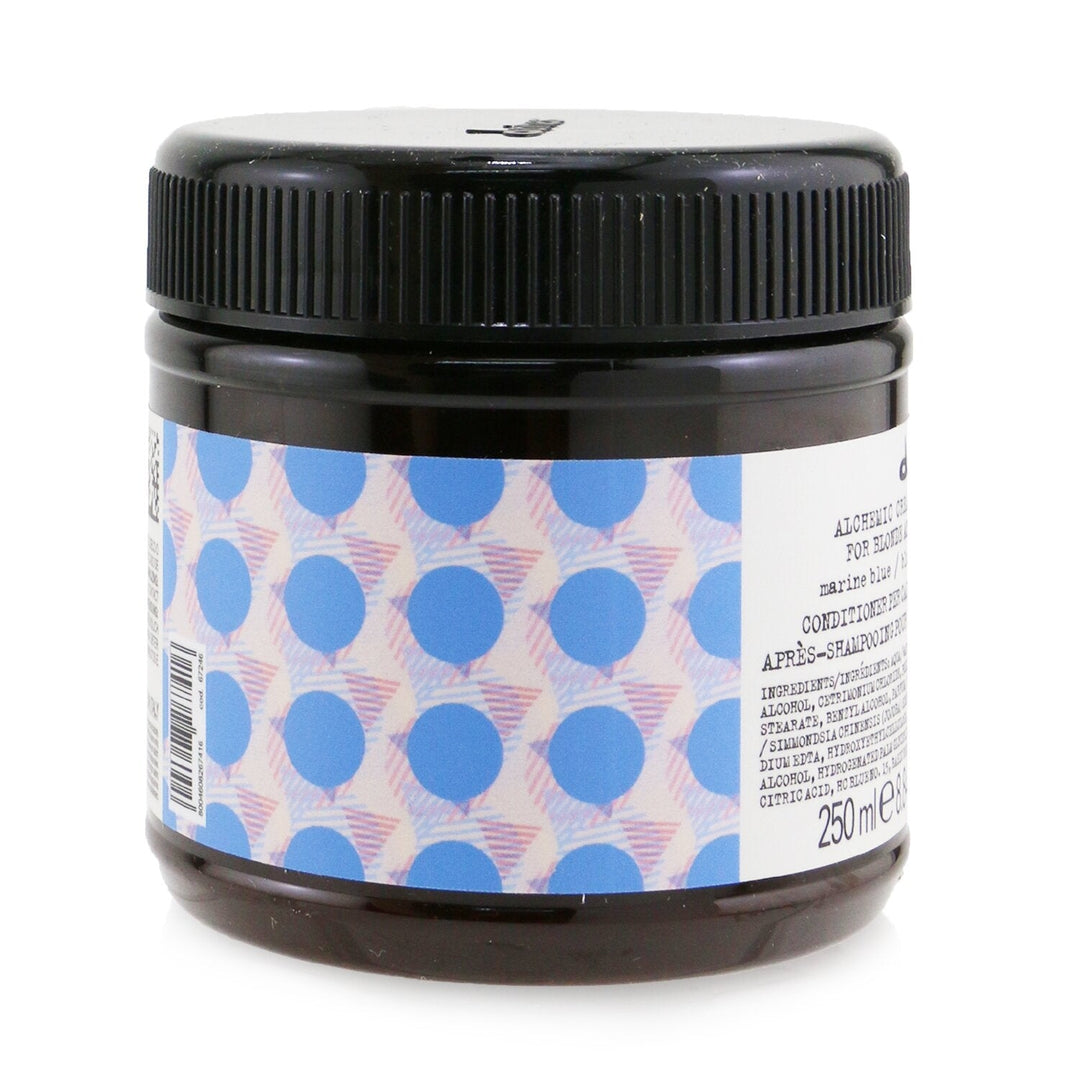 Davines Alchemic Creative Conditioner - Marine Blue (For Blonde and Lightened Hair) 250ml/8.84oz Image 2