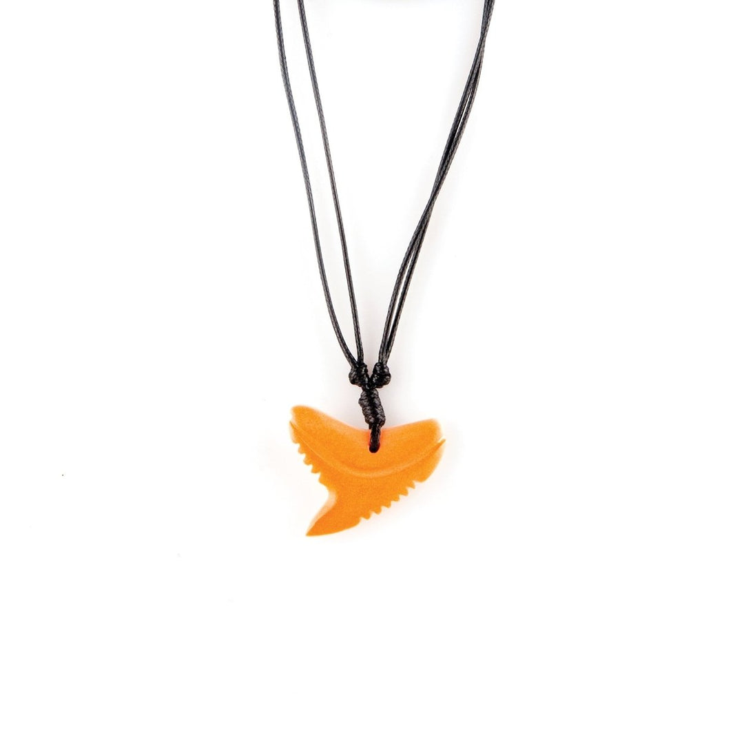 DelSol Color-Changing Necklace - Shark Tooth - White to Orange by DeSol for Women - 1 Pc Necklace Image 1