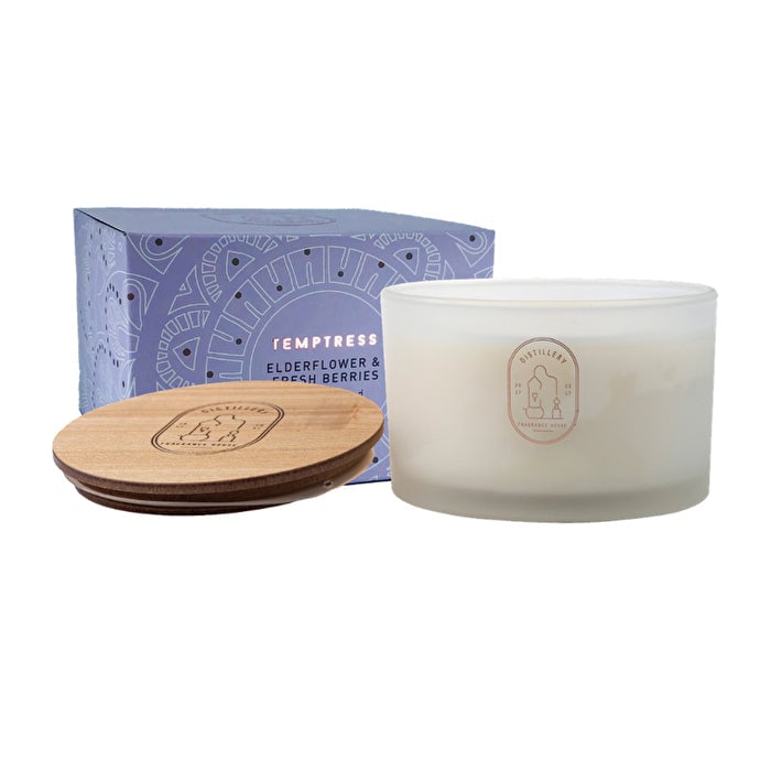 Distillery Fragrance House Soy Candle Temptress (Elderflower and Fresh Berries) 450g Image 1