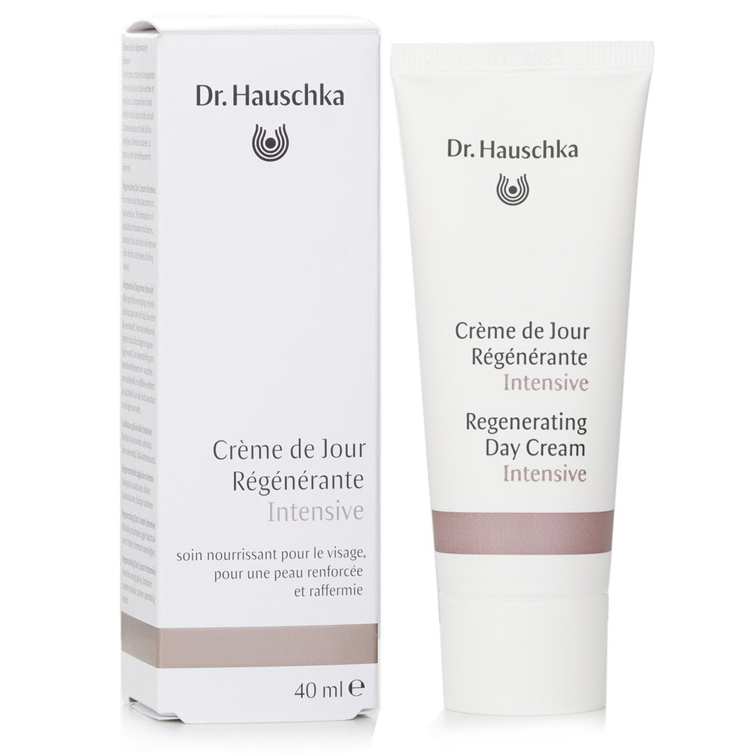 Dr. Hauschka Regenerating Day Cream Intensive 40ml Image 2