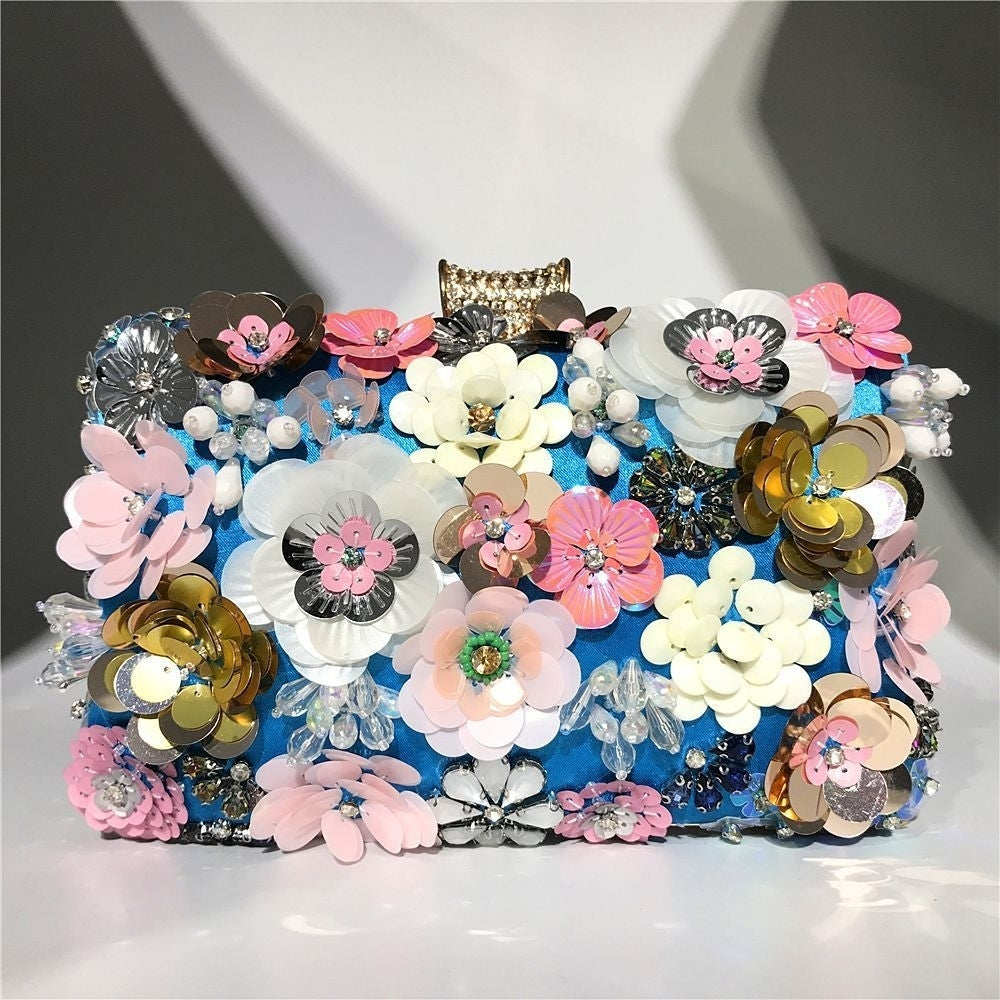 Ladies handmade colorful flower beaded bag Image 4