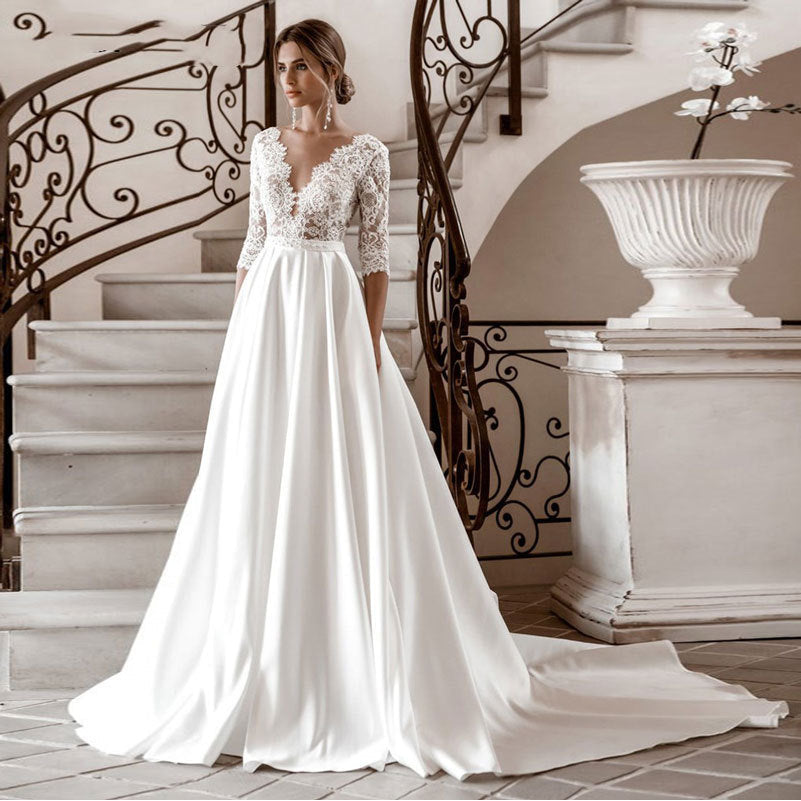 V-neck Lace Elegant Slimming Long Wedding Dress Image 1