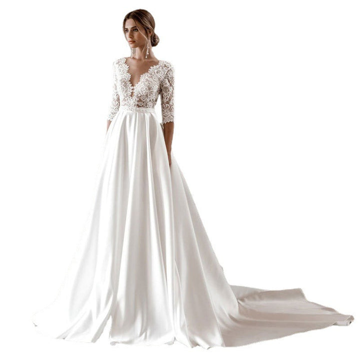 V-neck Lace Elegant Slimming Long Wedding Dress Image 4