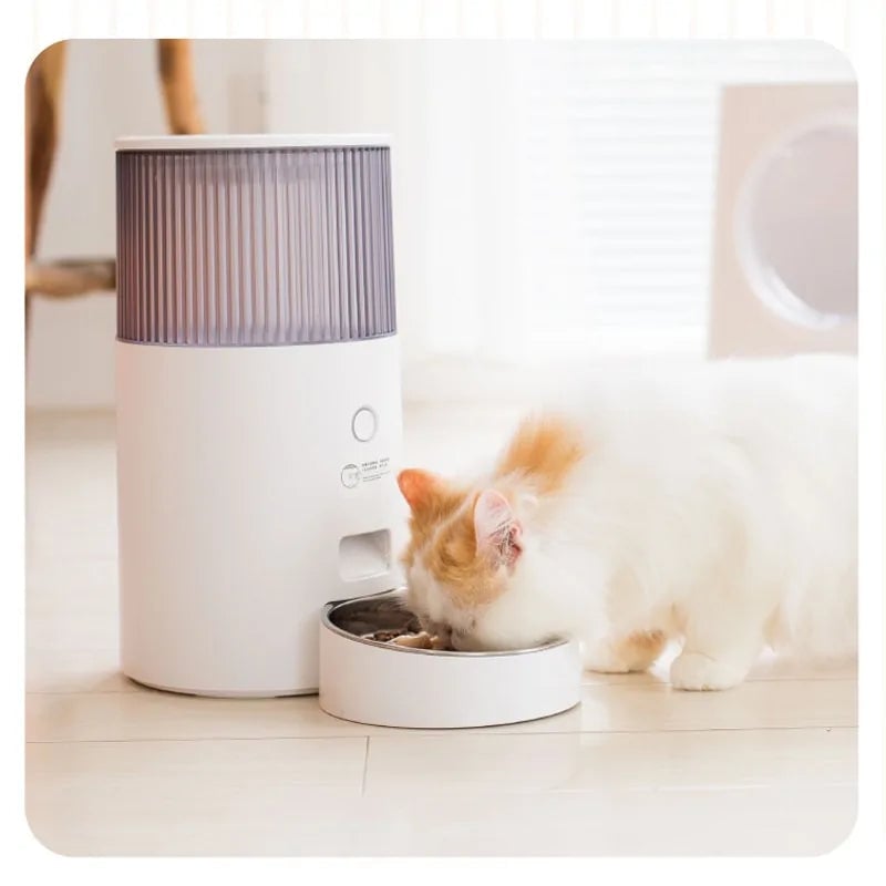 2.5L WiFi Smart Automatic Pet Feeder Image 1