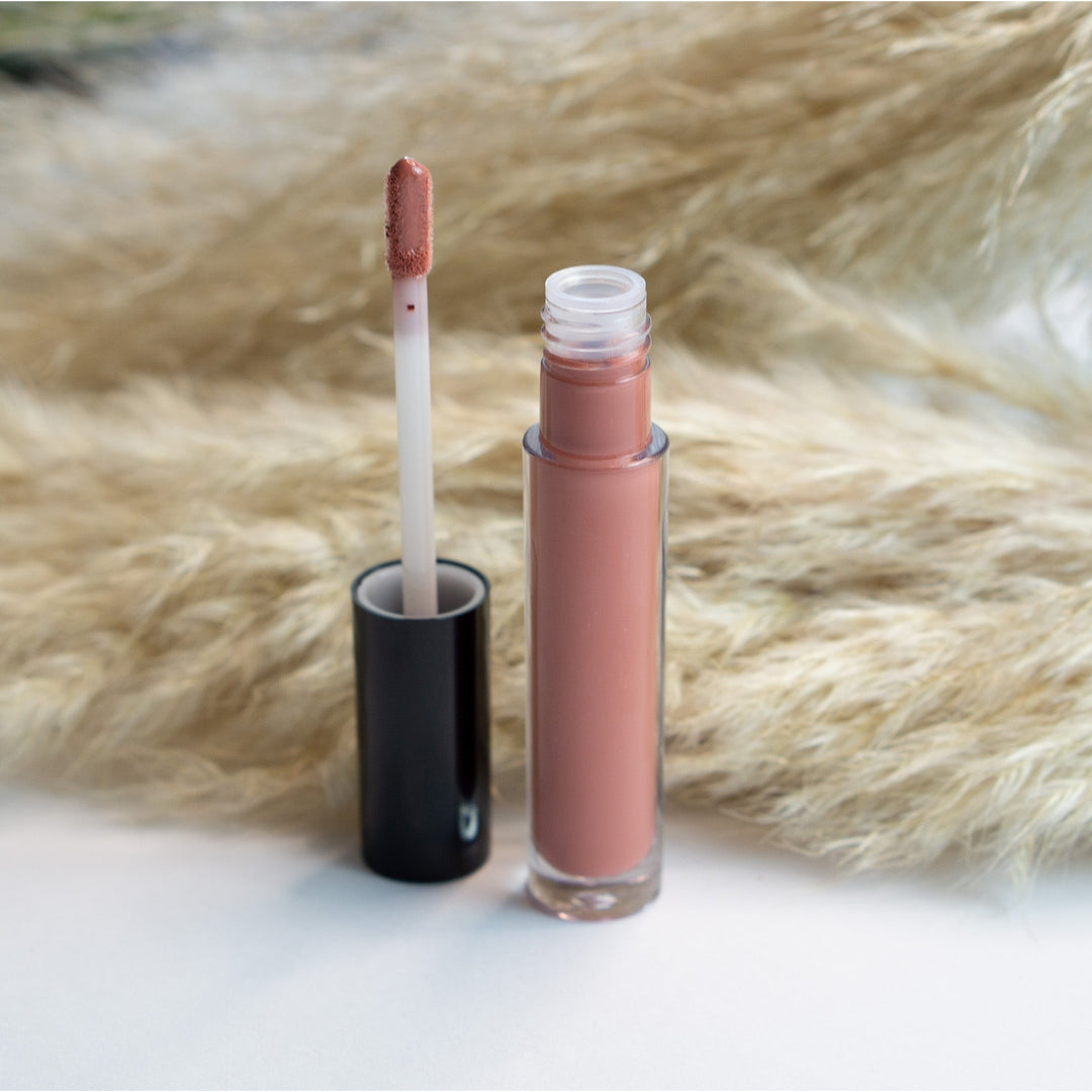 Coco Lip Gloss 5 mL Vegan Shimmer and Natural Finish Paraben-Free Recyclable Image 3