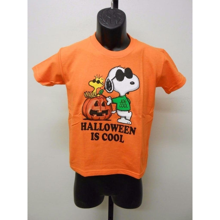 Halloween is Cool Snoopy Peanuts Charlie Brown Youth 8/10 Orange Shirt Image 1