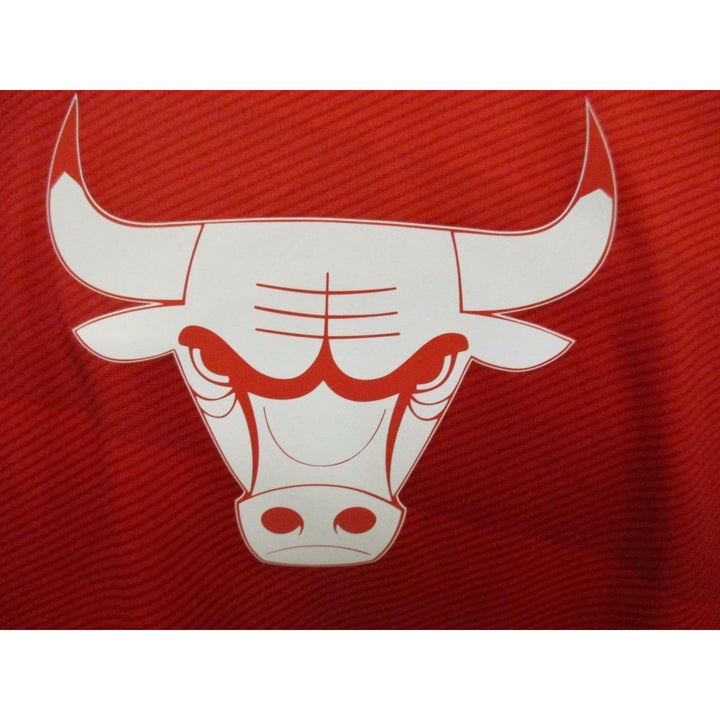 NBA Chicago Bulls MENS Size LARGE L Majestic Coolbase Performance Shirt Image 3