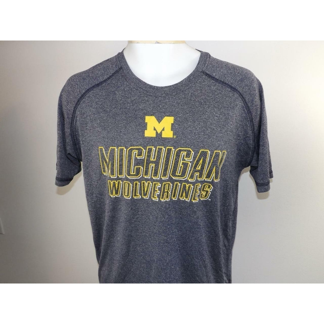 Michigan Wolverines Mens Size M Medium Performance Polyester Shirt Image 3