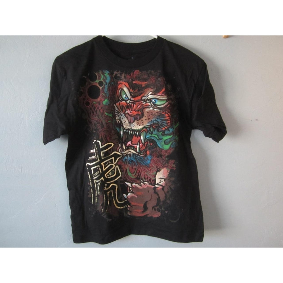 TIGER AND CHINESE CHARACTERS MAD ENGINE Shirt YOUTH SIZE M MEDIUM 68WF Image 1