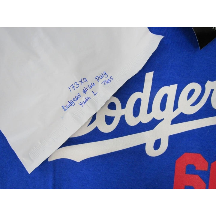 Yasiel Puig 66 Los Angeles Dodgers YOUTH Size L Large Majestic Blue Shirt Image 6