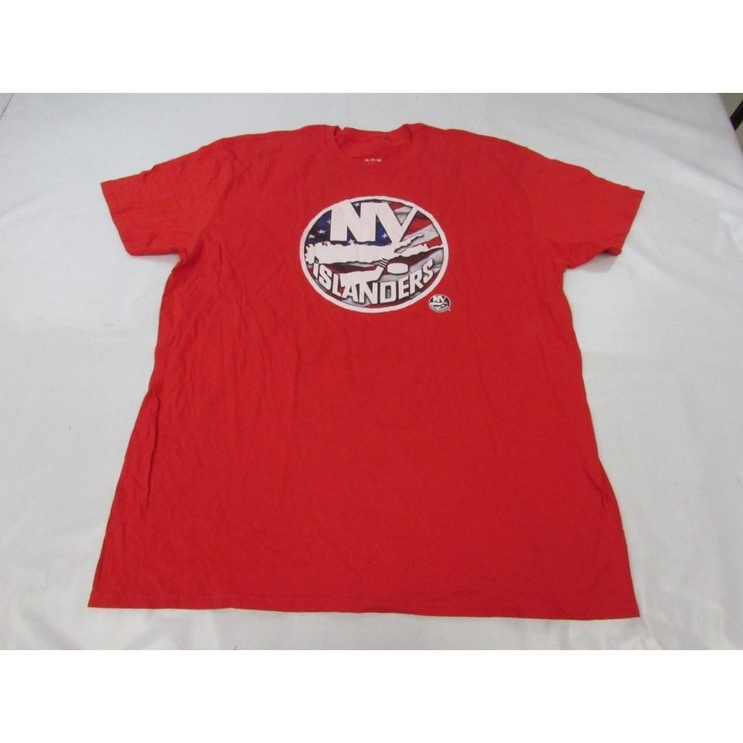 York Islanders Patriotic Mens Size 2XL 2XLarge Red Shirt Image 1