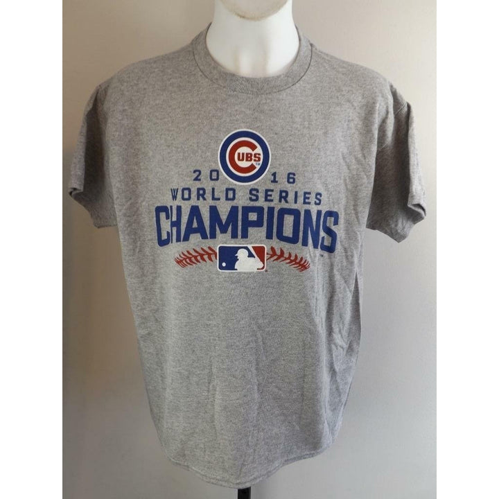 2016 World Series Champions Chicago Cubs Youth Size L Large 14/16 Gray Shirt Image 1