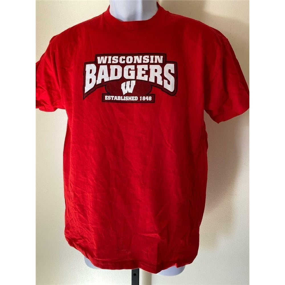 Wisconsin Badgers Youth Size XL Red Shirt Image 2