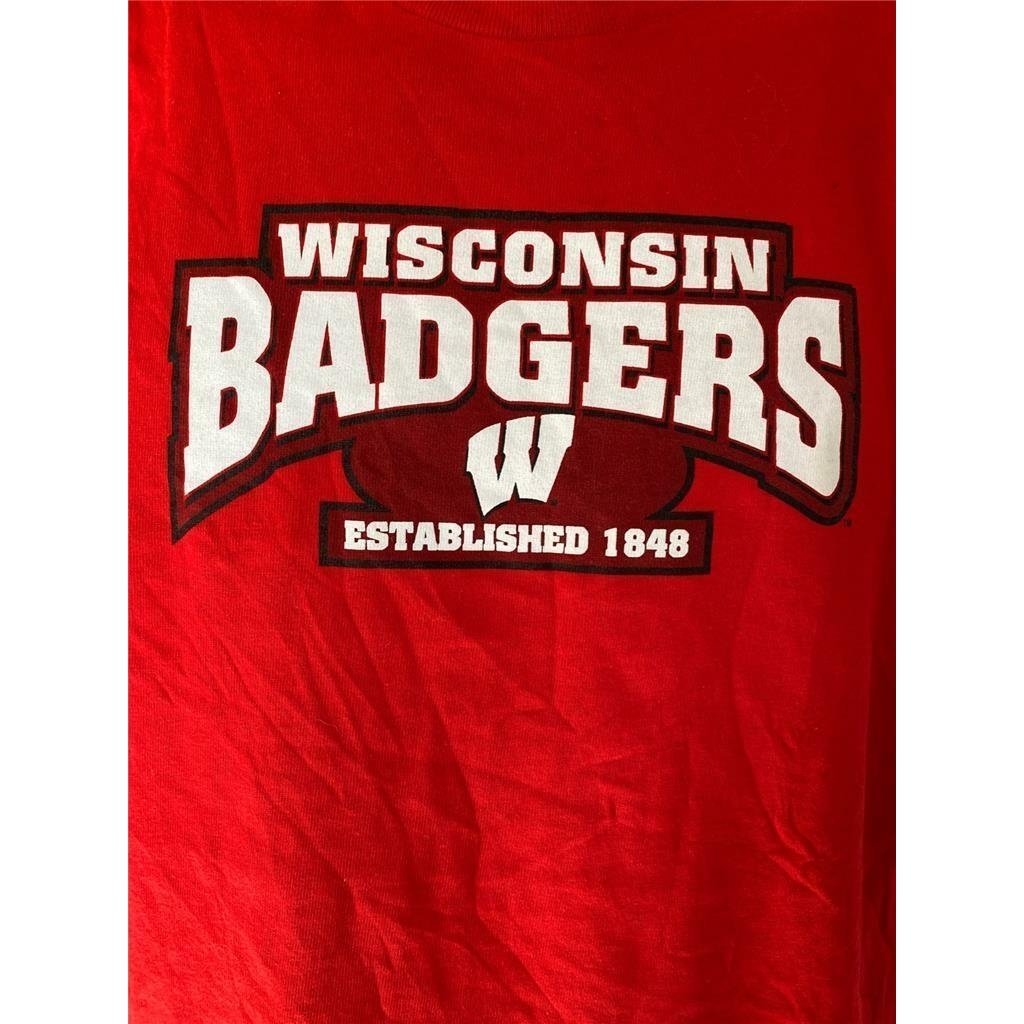 Wisconsin Badgers Youth Size XL Red Shirt Image 3