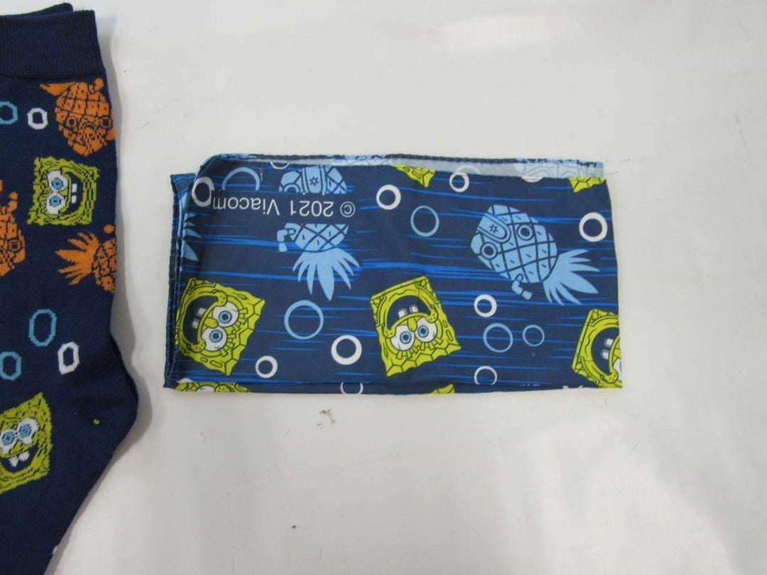 Sponge Bob Square Pants Nickelodeon Mens Sizes 6-12 OSFA Crew Socks and Bandana Image 4