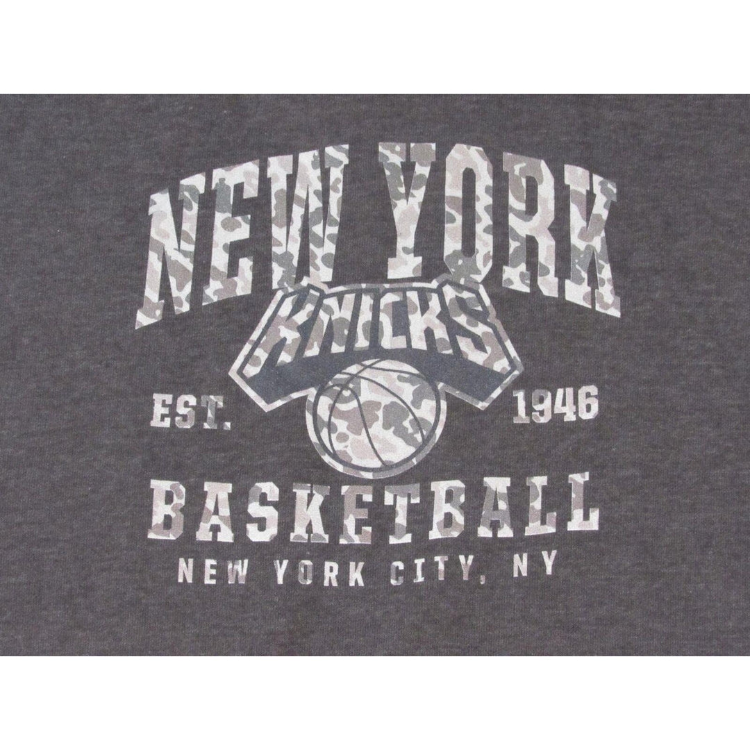 York Knicks Army Print EST. 1946 Mens Size 4XL 4XLarge Gray Hoodie Image 3