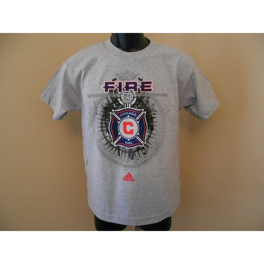 w/TAG Chicago Fire YOUTH Medium (10-12) Adidas Grey Screen Print Shirt 14NZ Image 1