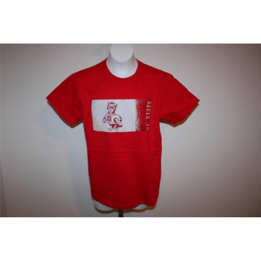 NC State Wolfpack Youth XLARGE XL (SIZE 18/20 Nice Red T-Shirt 29EC Image 1