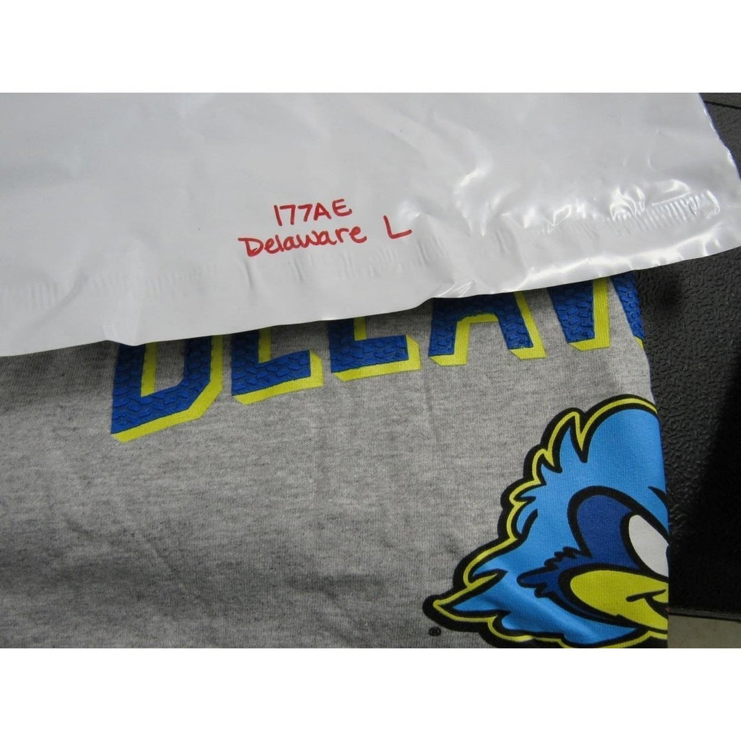 Delaware Fightin Blue Hens Mens Size L Large Gray Adidas Shirt Image 4