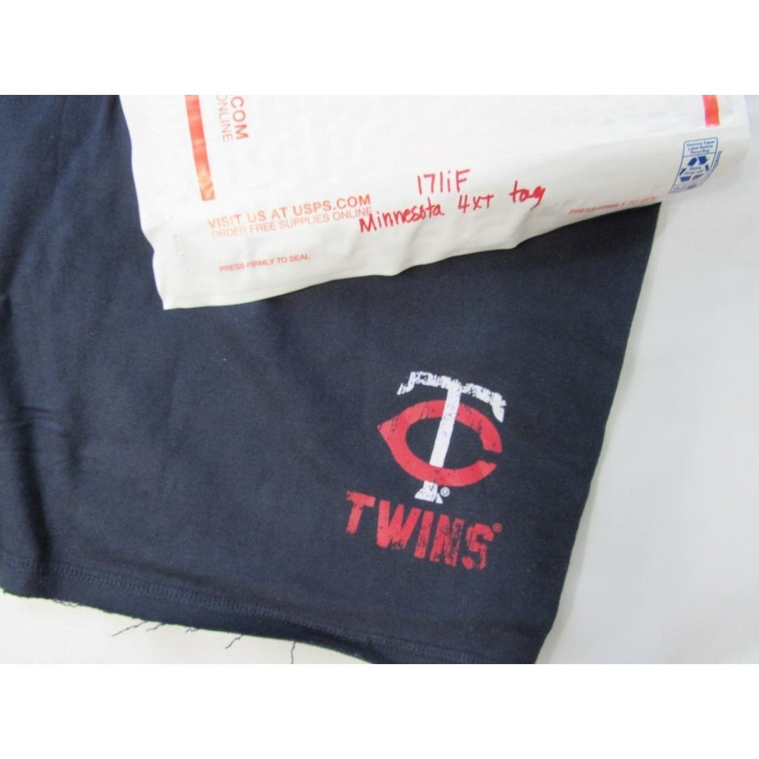 Minnesota Twins Mens Size 4XL-Tall Majestic Navy Lounge Shorts Image 4