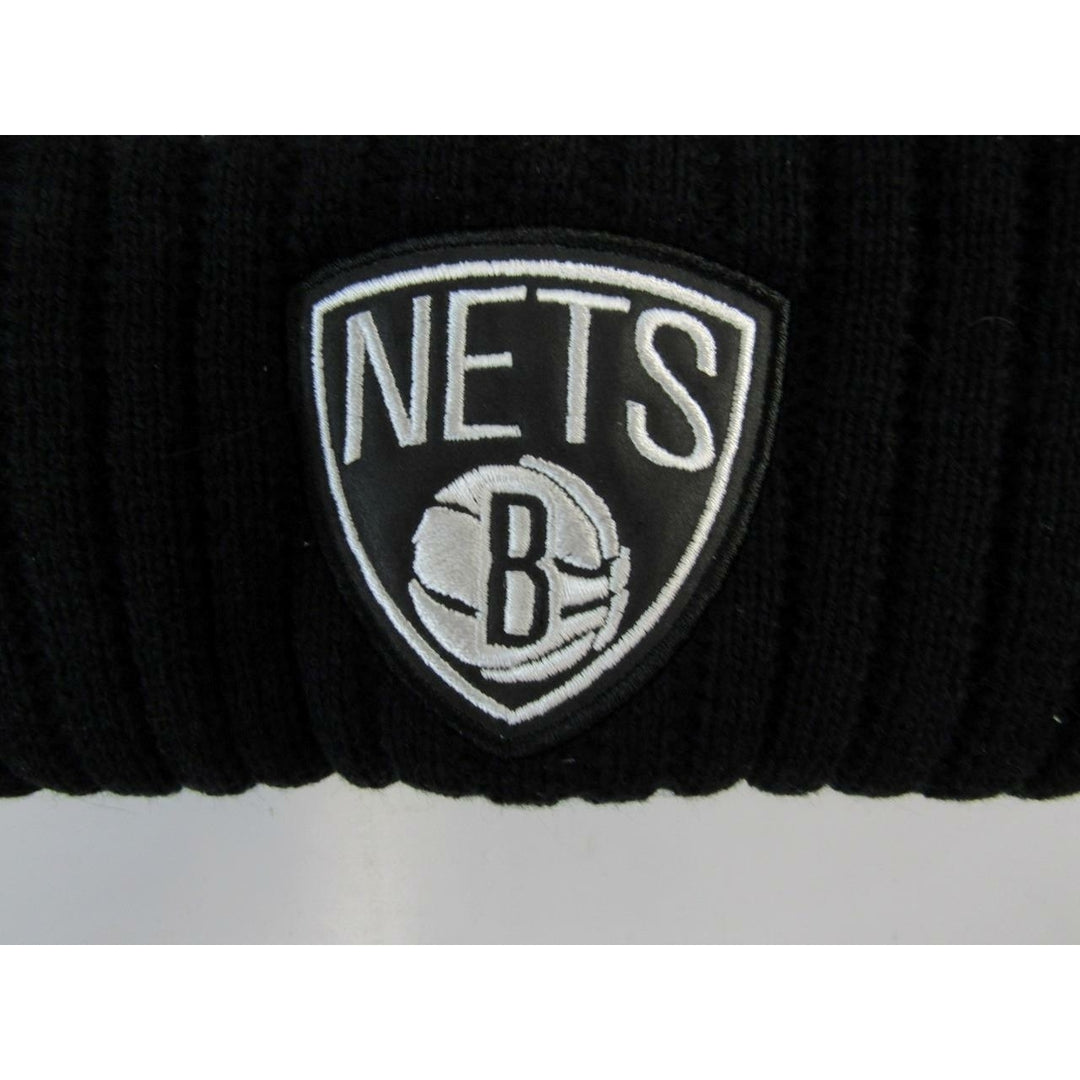 Brooklyn Nets Mens OSFA Mitchell and Ness Reflective Cuffed Thick Knit Beanie 25 Image 3