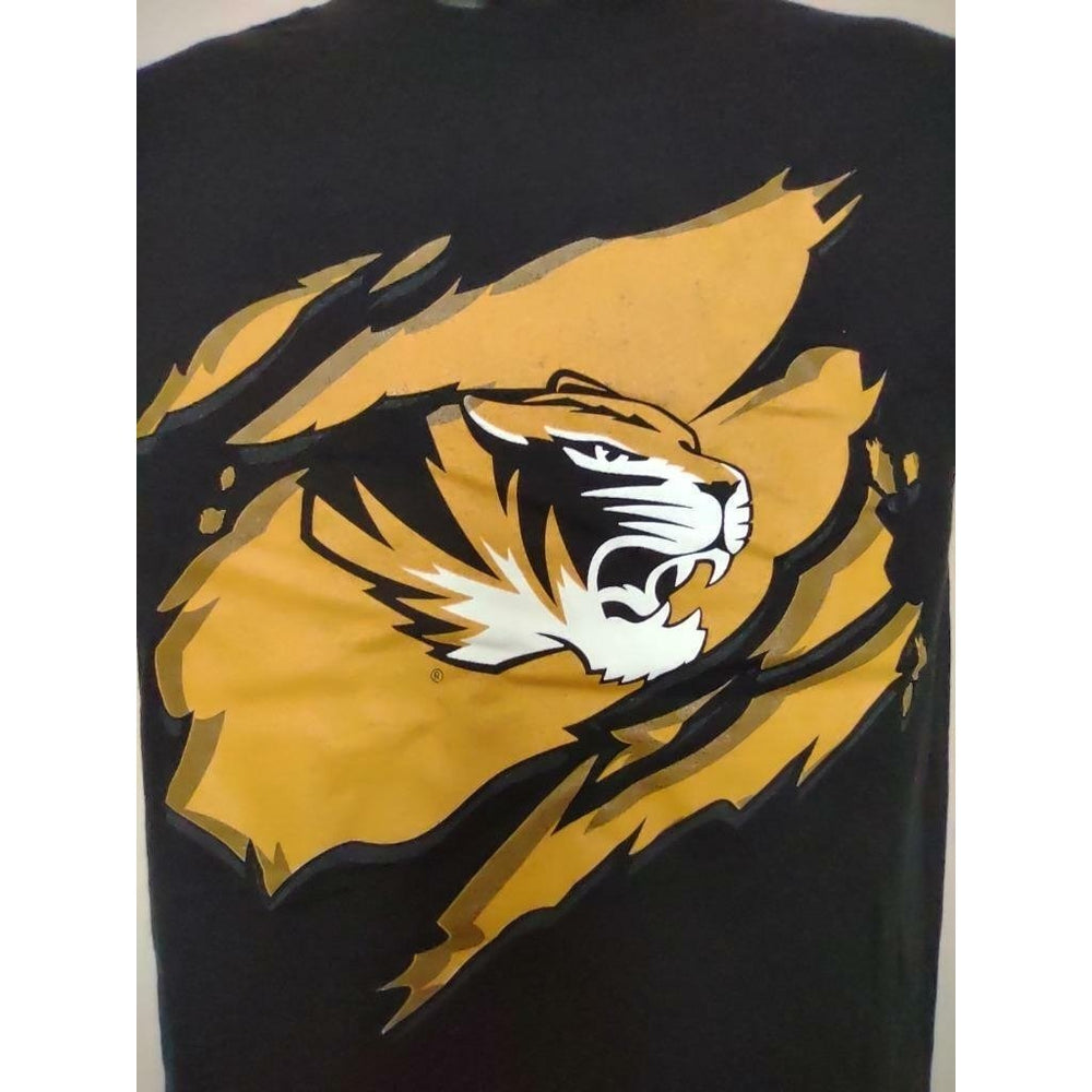 Missouri Tigers Youth Size S Small 8 Black Shirt Image 2