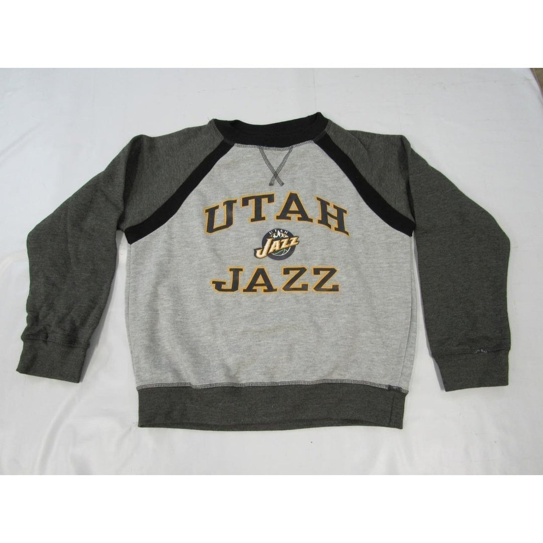 Utah Jazz Youth Size M Medium Gray Sweatshirt Image 1