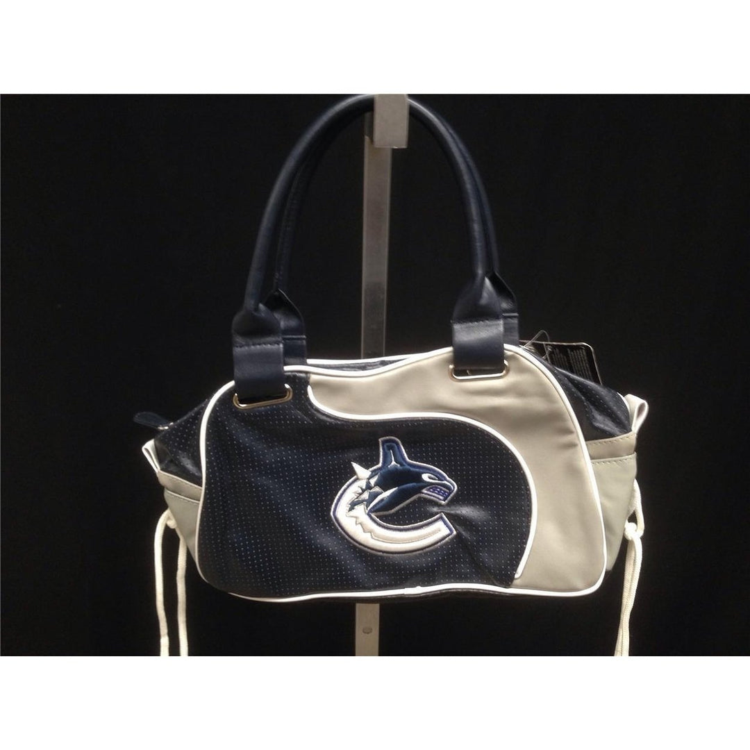 Vancouver Canucks NHL Womens Blue Gray Purse Hand Bag MSRP 30 Image 4