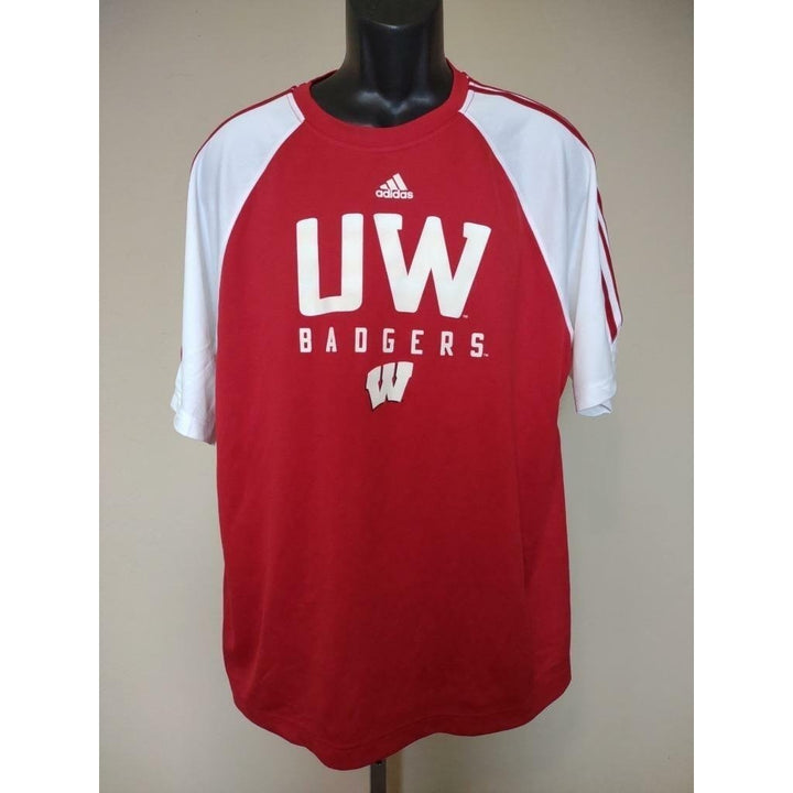 -Minor Flaw Wisconsin Badgers Mens Size L Large Red Adidas Athletic Shirt Image 1