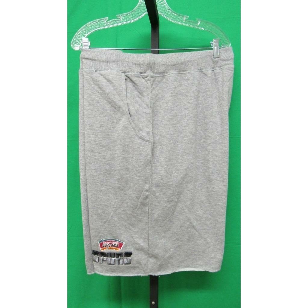 San Antonio Spurs Mens Size 2XL Gray Adidas Terry Shorts 40 Image 4