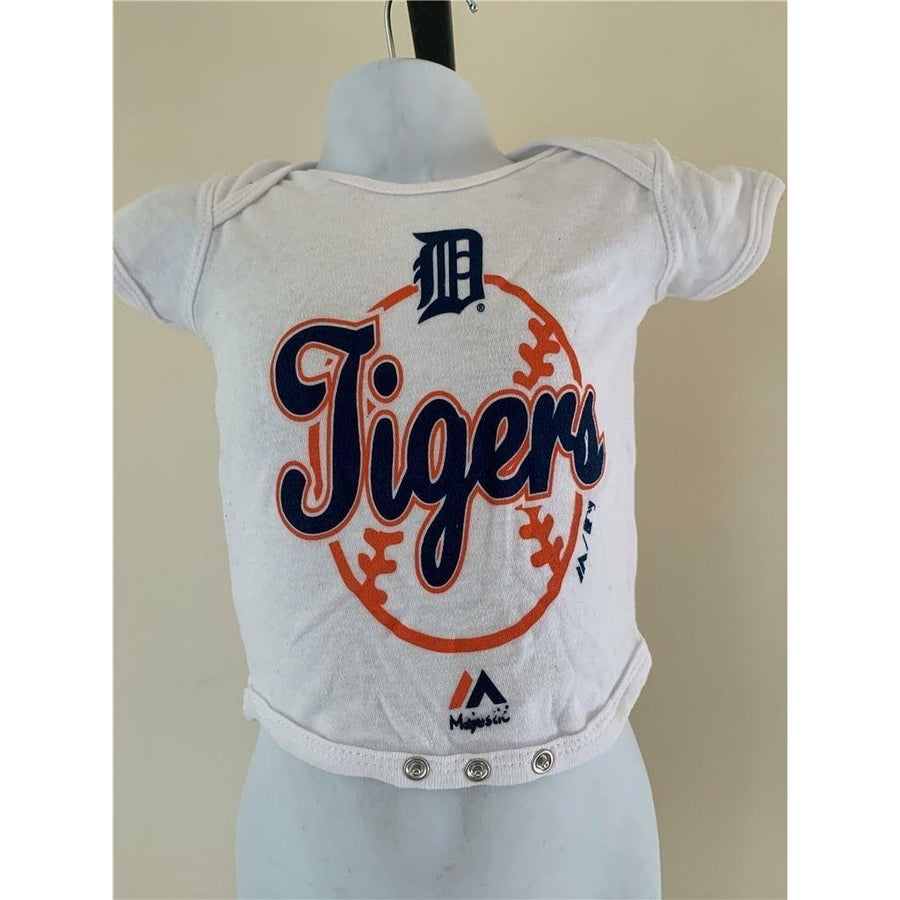 Detroit Tigers Infant Size 0/3 Months White Outer Stuff Creeper Image 1