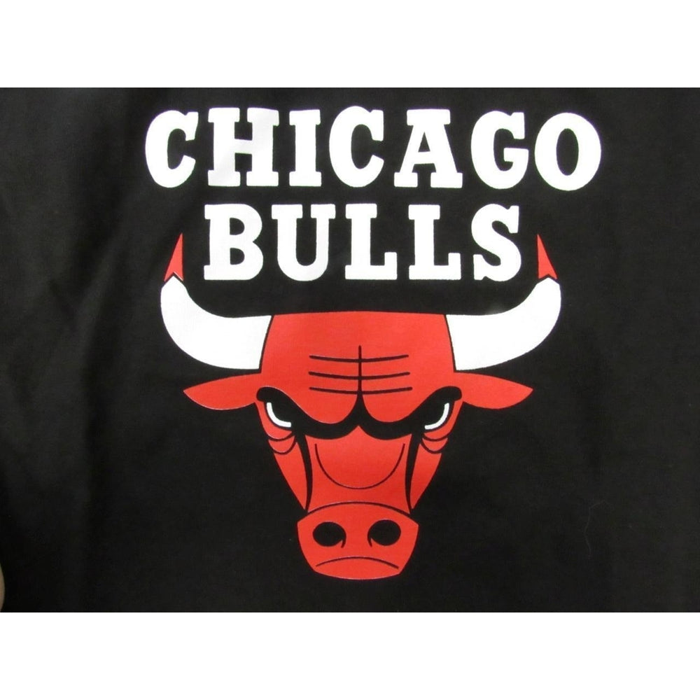 Chicago Bulls Mens Size L Large Adidas Black Long Sleeve Shirt Image 2