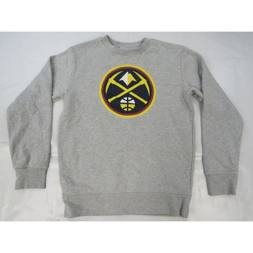 Denver Nuggets Mens Size M Medium Gray Sweatshirt Image 1