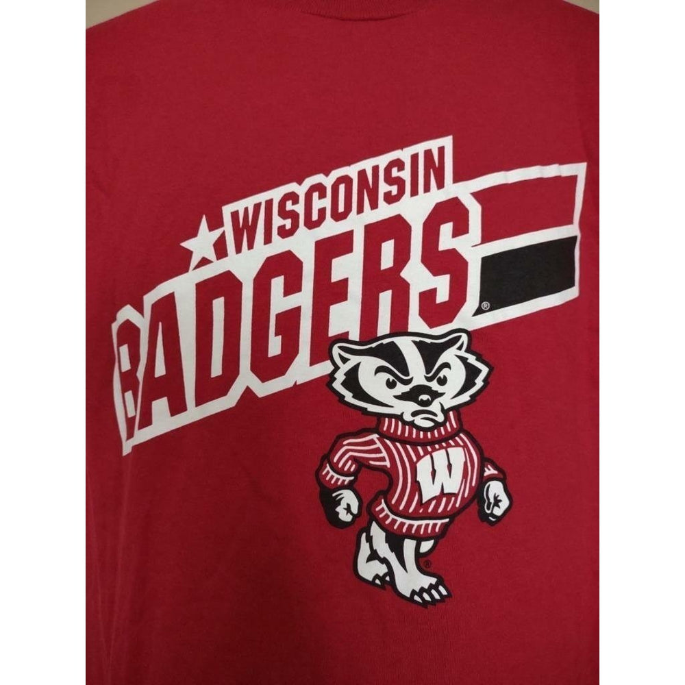 Wisconsin Badgers Mens Size M Medium Red Shirt Image 2