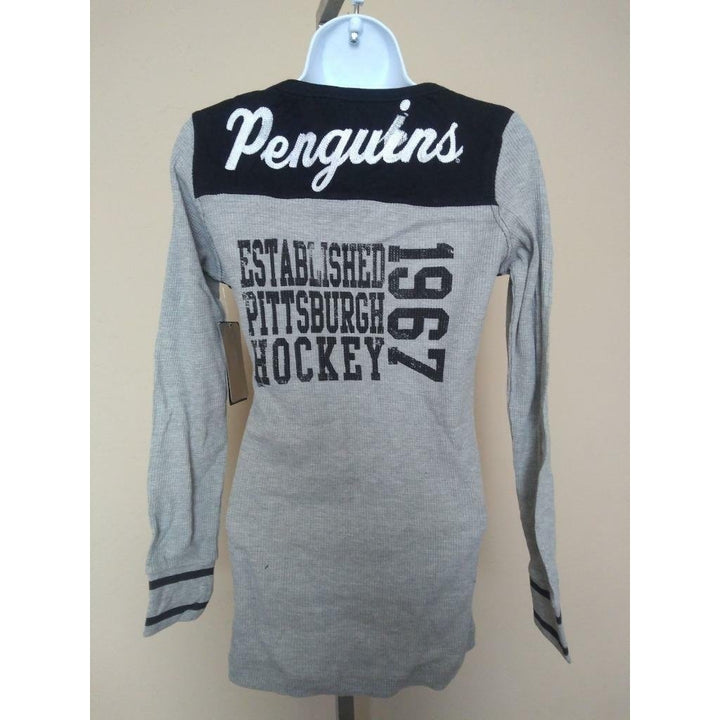 -Minor Flaw Pittsburgh Penguins Womens Size XL Gray G-III Longsleeve Shirt Image 3