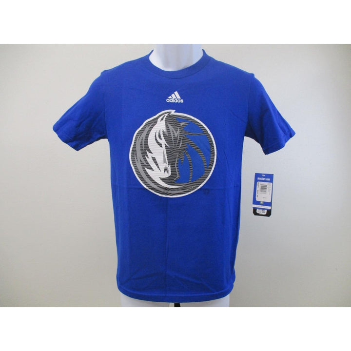 Dallas Mavericks Youth Size M Medium 10/12 Adidas Blue Shirt MSRP 20 Image 2