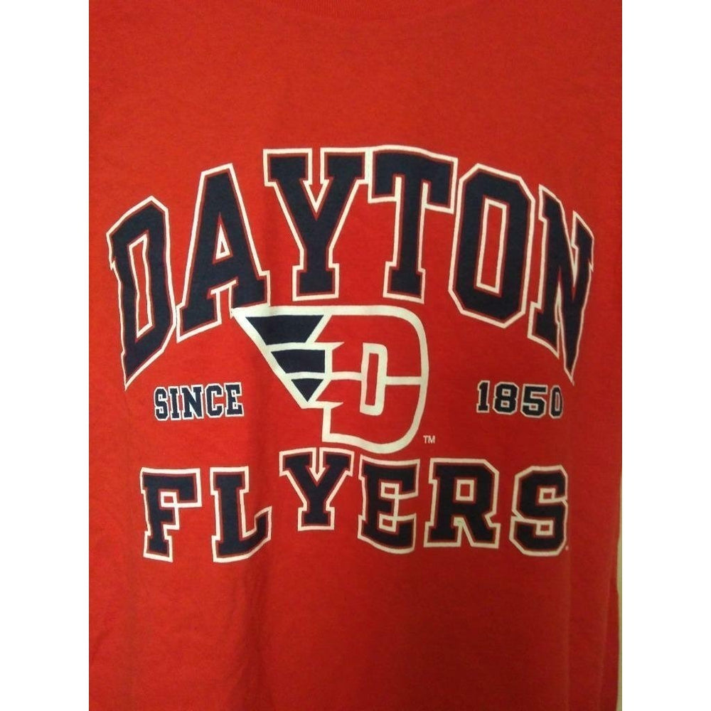 Dayton Flyers Mens Size L Large Red Shirt Image 2