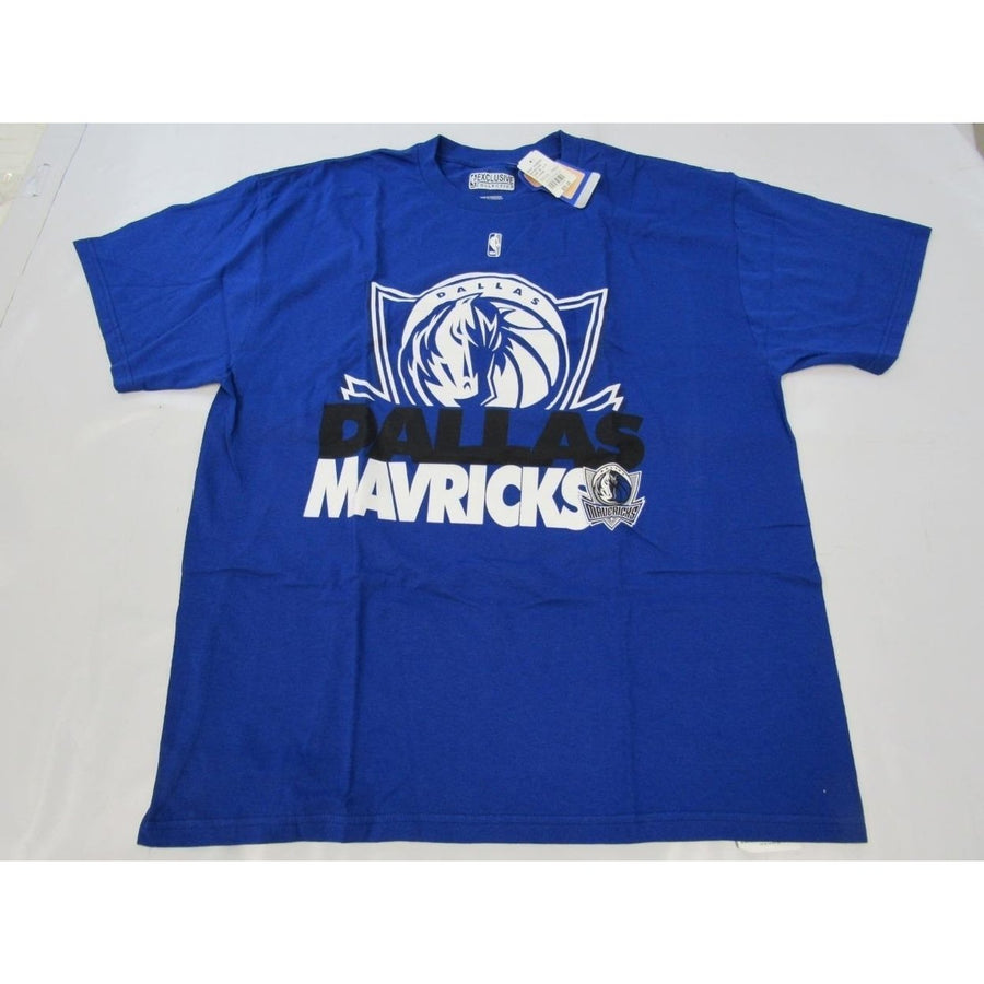 Dallas Mavericks Mens Size XL XLarge Blue Shirt 25 Image 1